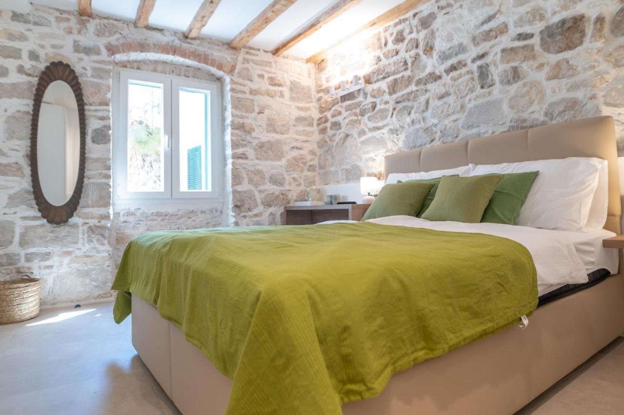 Vitelli Apartments And Rooms Split Eksteriør billede